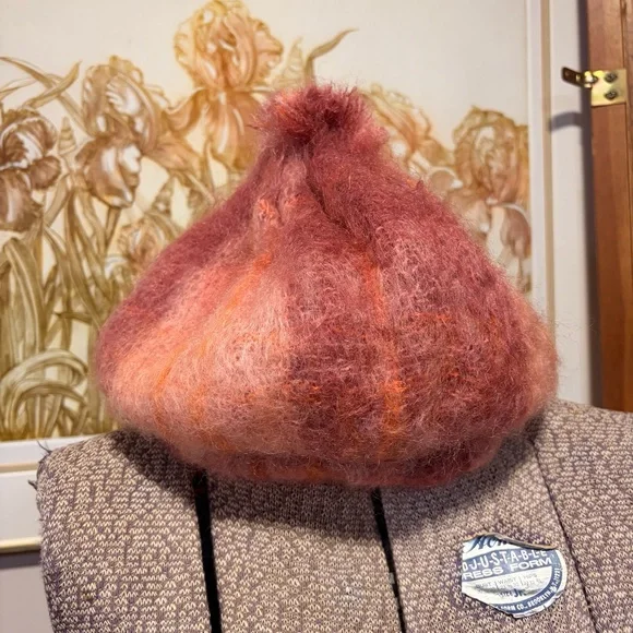 Vintage Handmade Creebridge Scottish Mohair/Wool Blend pink scarf and hat combo - Picture 6 of 7